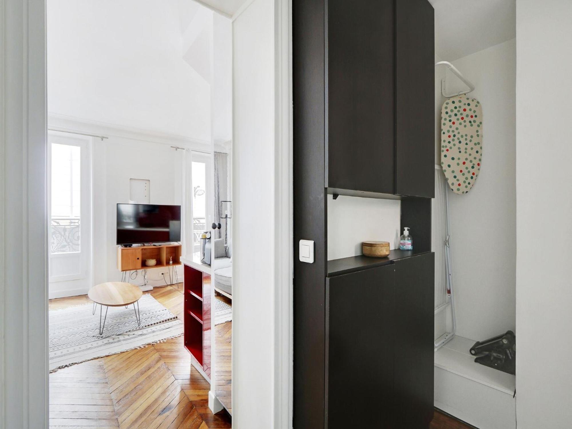 Beautiful With Balcony-sentier Bourse * Parijs